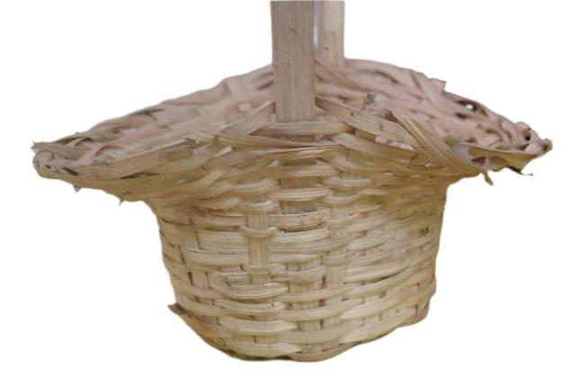 flower basket zoomed in side view