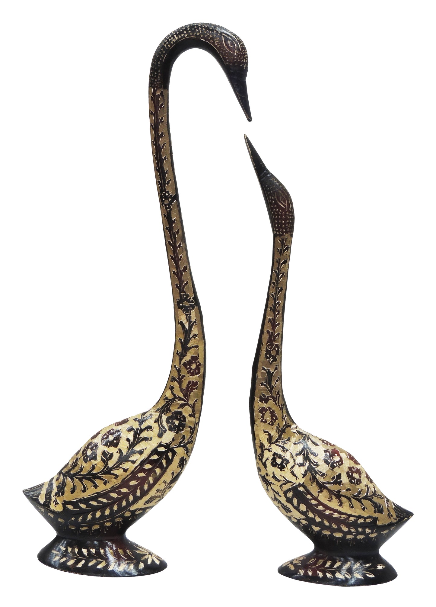 Zoomed-In View of Brass Brown Swans with Golden Design