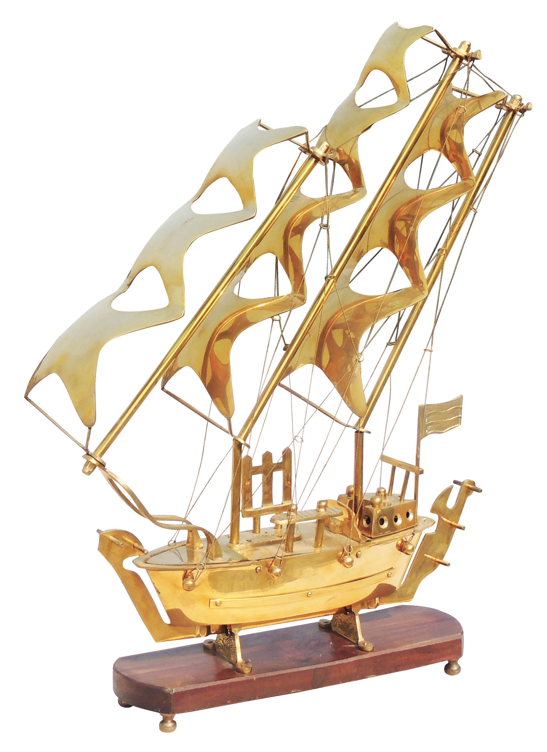 brass_sailing_vessel